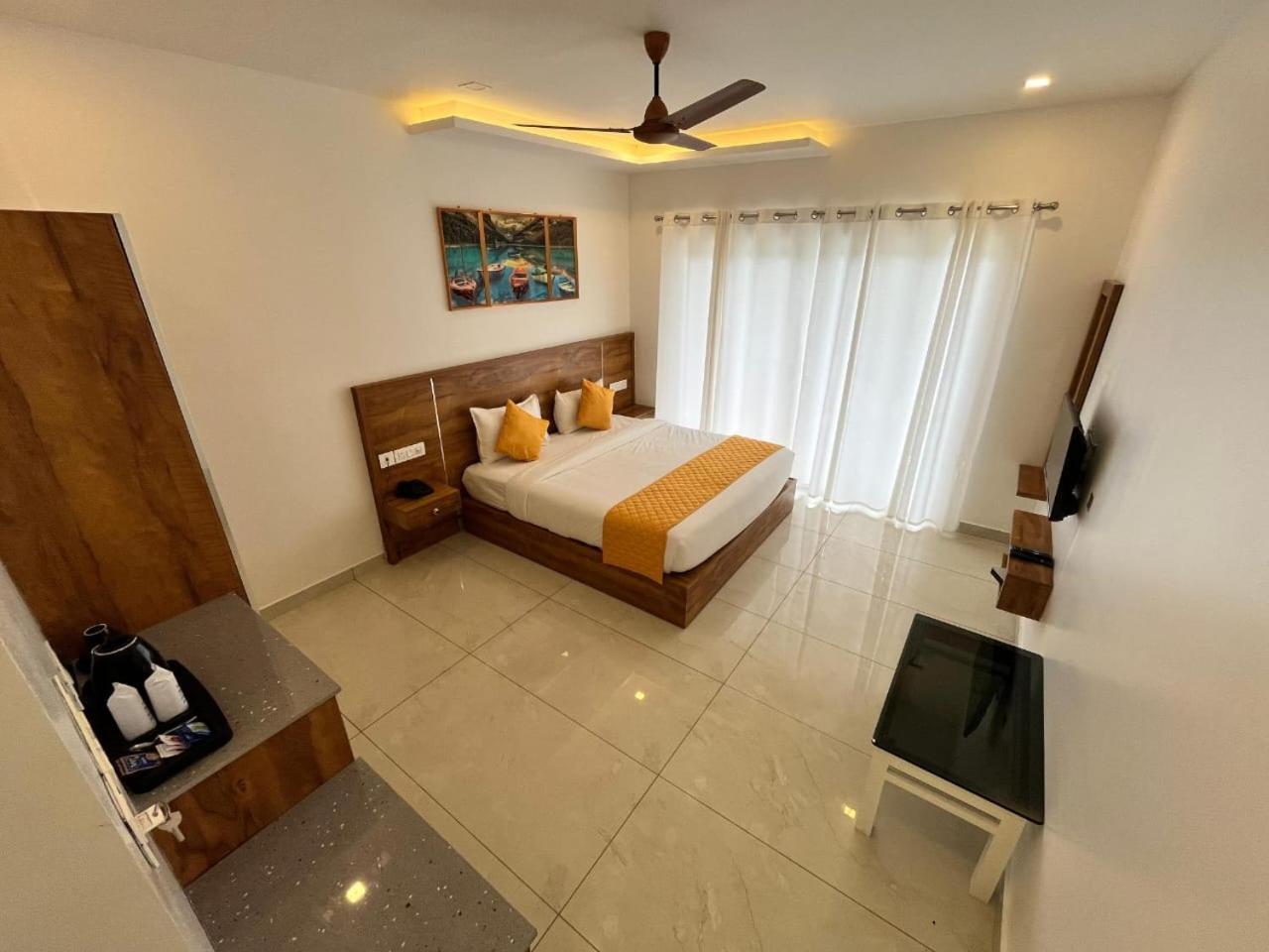 Aura Springs Resort Anachal 外观 照片