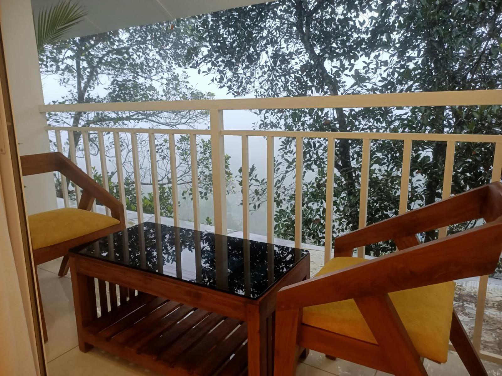 Aura Springs Resort Anachal 外观 照片